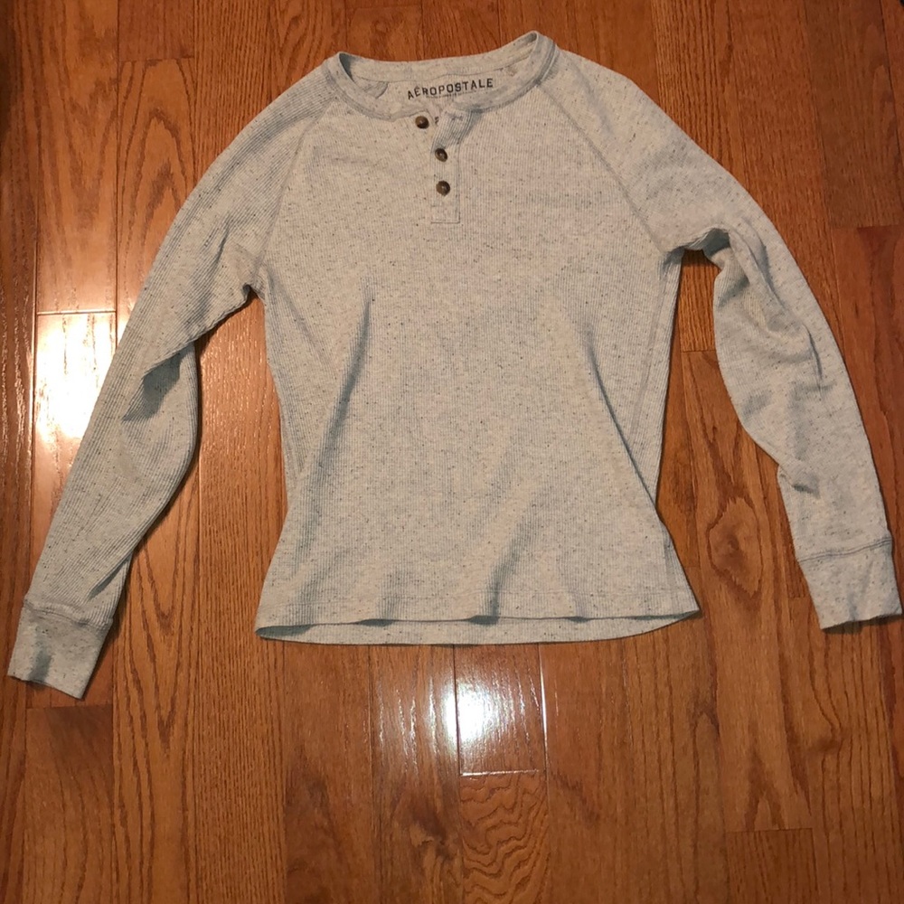 Aeropostale grey long sleeve shirt